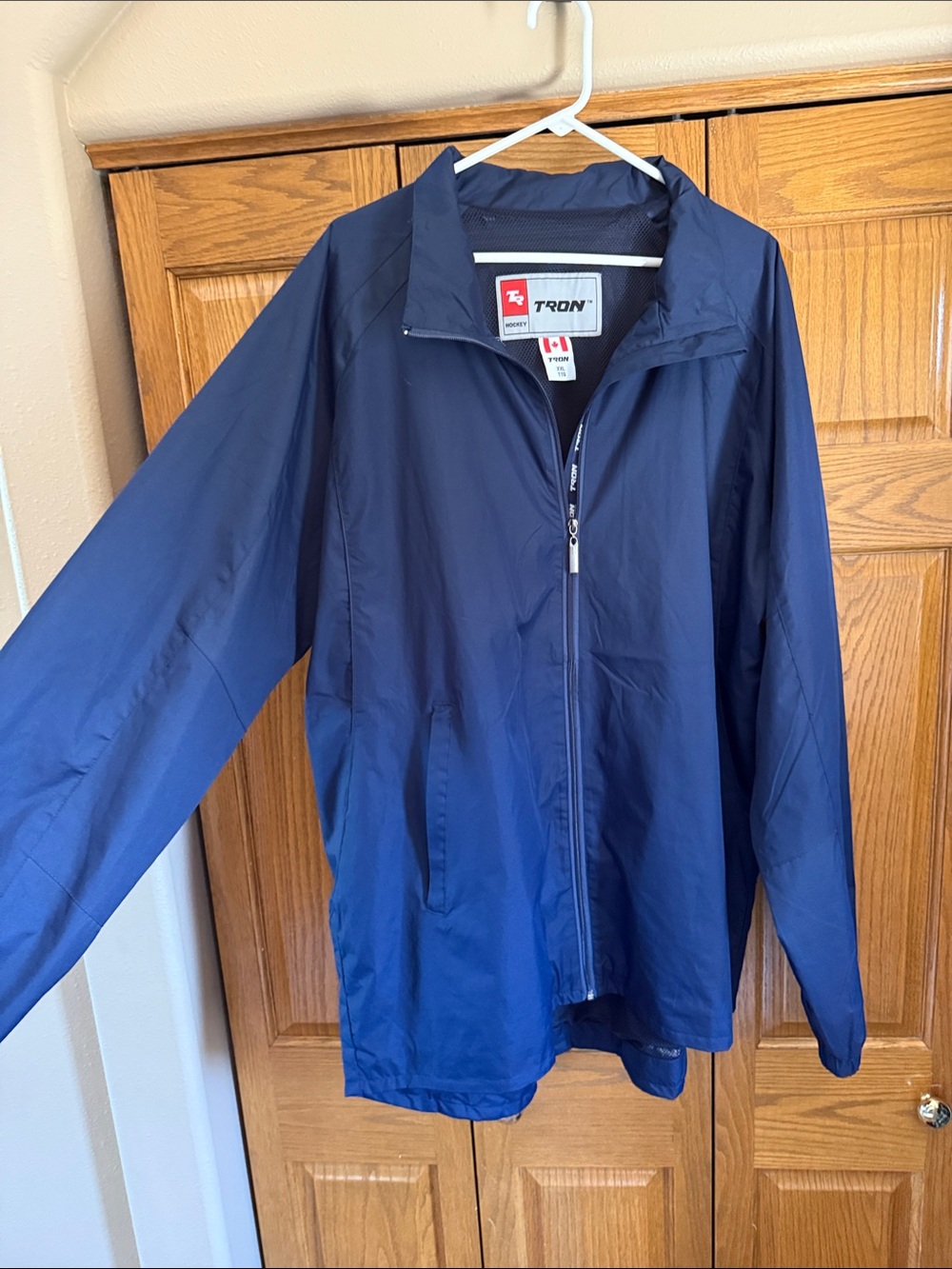 Men’s TRON Hockey Warm-Up Jacket Canadian Brand Size XXL NAVY